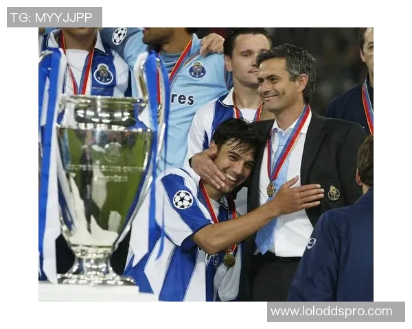 波尔图逆袭里昂友谊赛胜出引发转会热议与全场沸腾